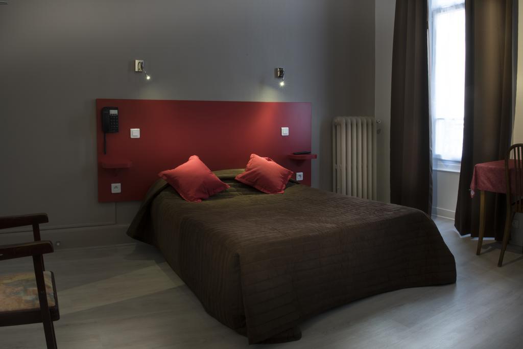 Hotel Moderne Lyon Zewnętrze zdjęcie